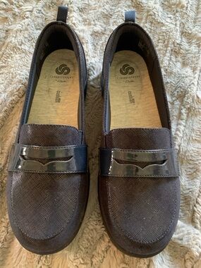 Cloudsteppers by Clarks Navy Slip-On Loafers, size 9W